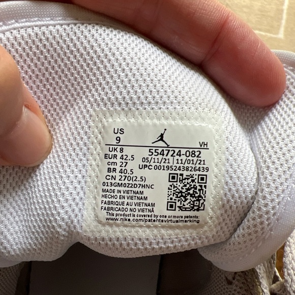 Nike Jordan 1 Mid White and Beige Sneakers - Picture 5 of 6